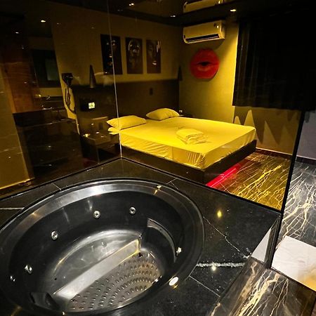 Motel Contigo Гуарульюс Экстерьер фото